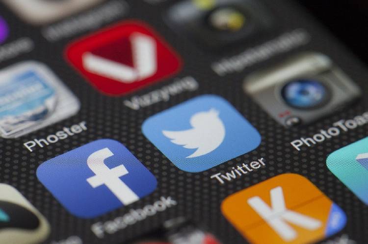 redes-sociales redes-sociales