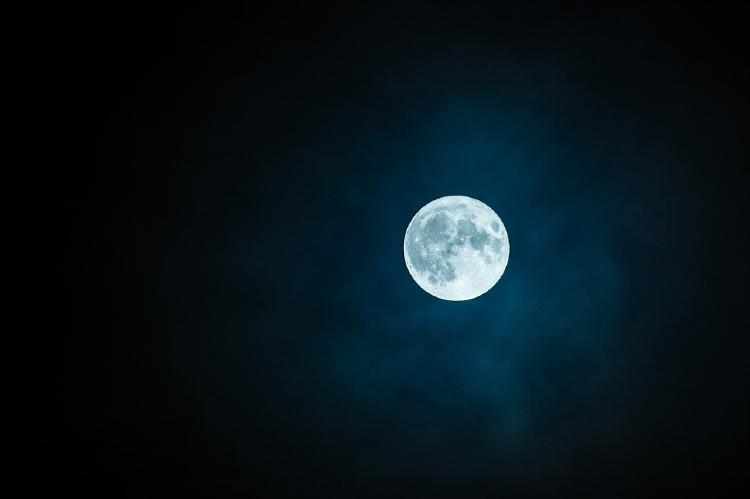 luna-cielo luna-cielo